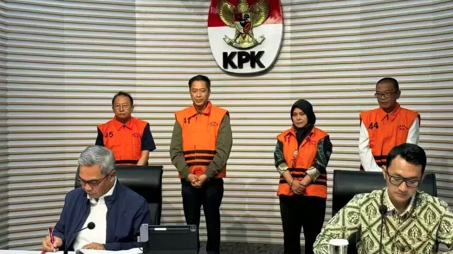 Indonesia bắt giữ 4 quan chức liên quan vụ bê bối cấp phép lao động nước ngoài